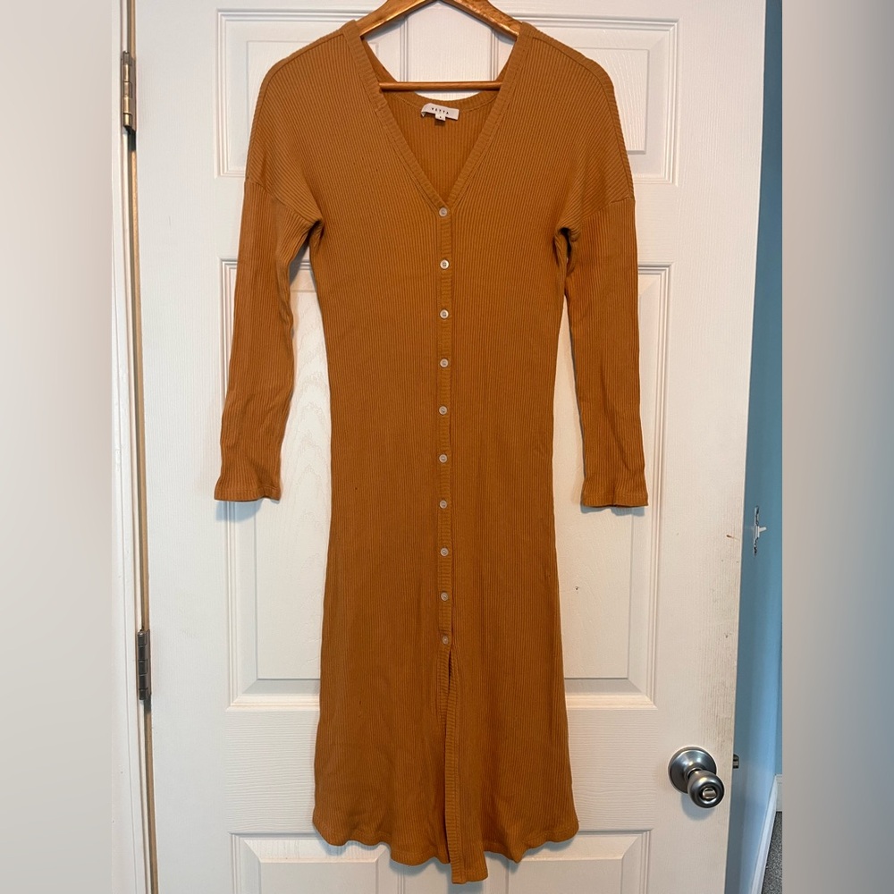 VETTA Mustard Yellow Ribbed Buttoned Sheath Dress